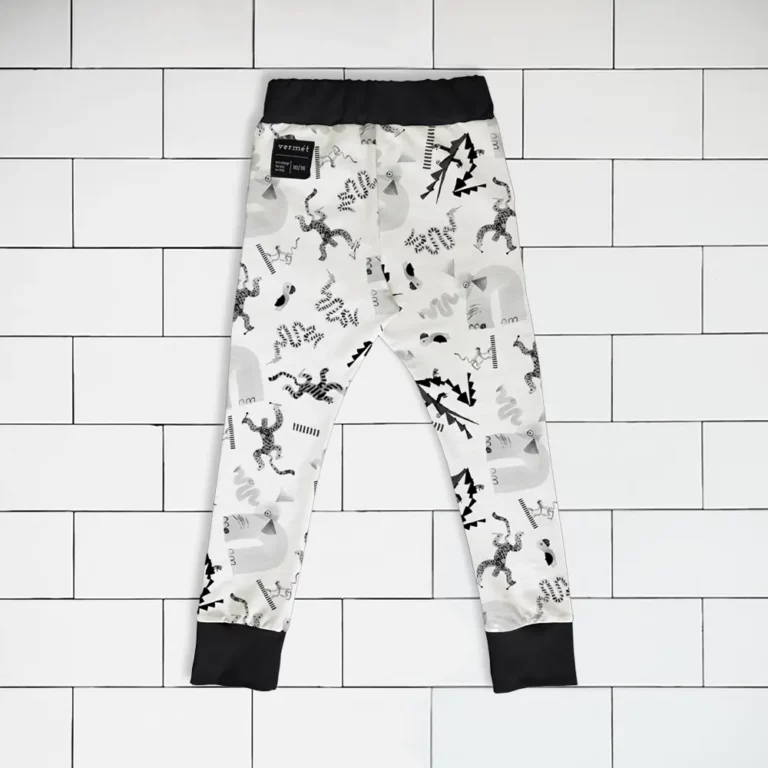 Kids slim jogger pants Jungle Jam animal pattern colour black and white Vermét view2