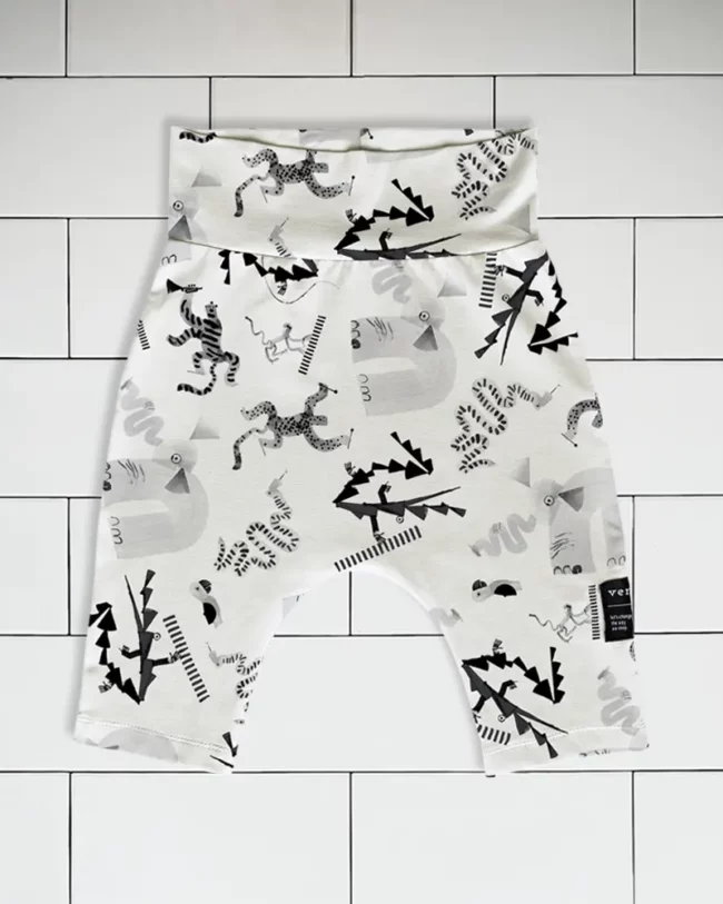 Kids baggy shorts Jungle Jam animal pattern colour black and white Vermet view1